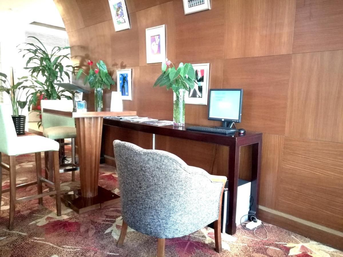 Holiday Inn Downtown Shanghai Luaran gambar